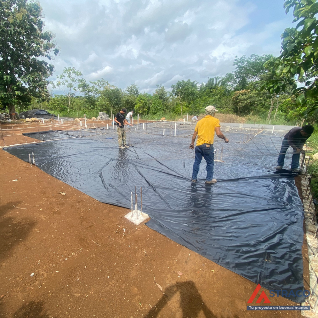 Reinforced concrete slab preparation with steel rebar for residential construction in Alto Boquete, Chiriquí, Panama