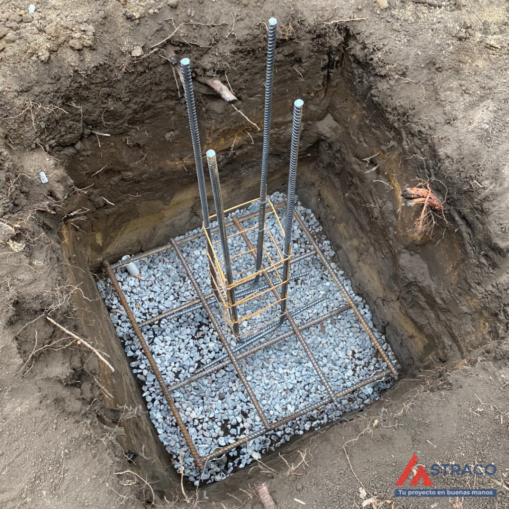 Reinforced concrete column foundation with steel rebar cage prepared in Alto Boquete, Chiriquí, Panama