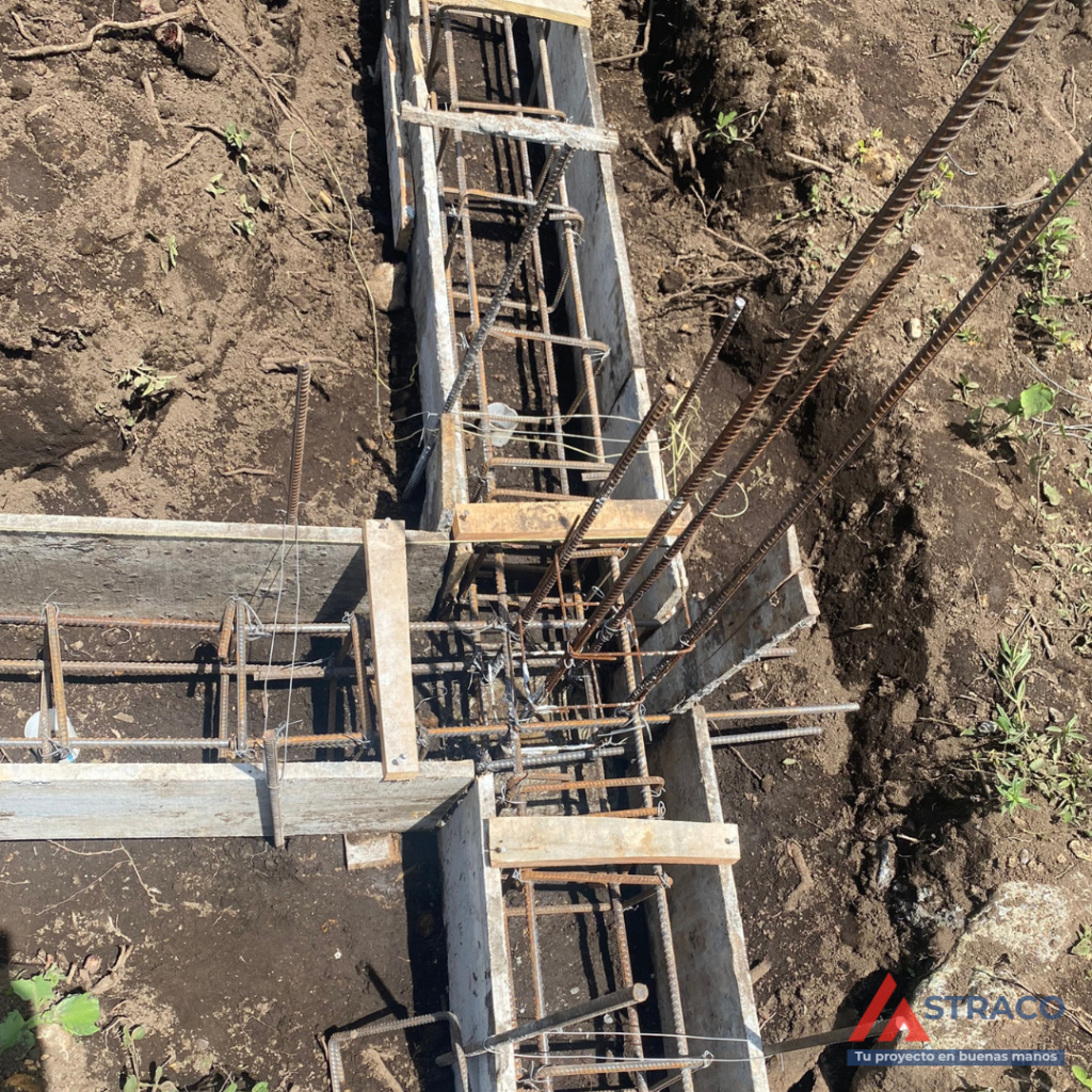 Reinforced concrete strip foundation with formwork and steel rebar for house construction in Alto Boquete, Chiriquí, Panama